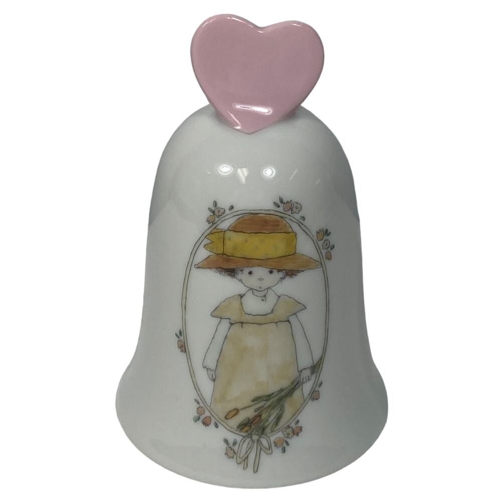 1988 Enesco Kinka Raecath Friendship Porcelain Heart Bell Japan Figurine 4.5"